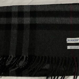 Burberry Dark Gray Cashmere Scarf